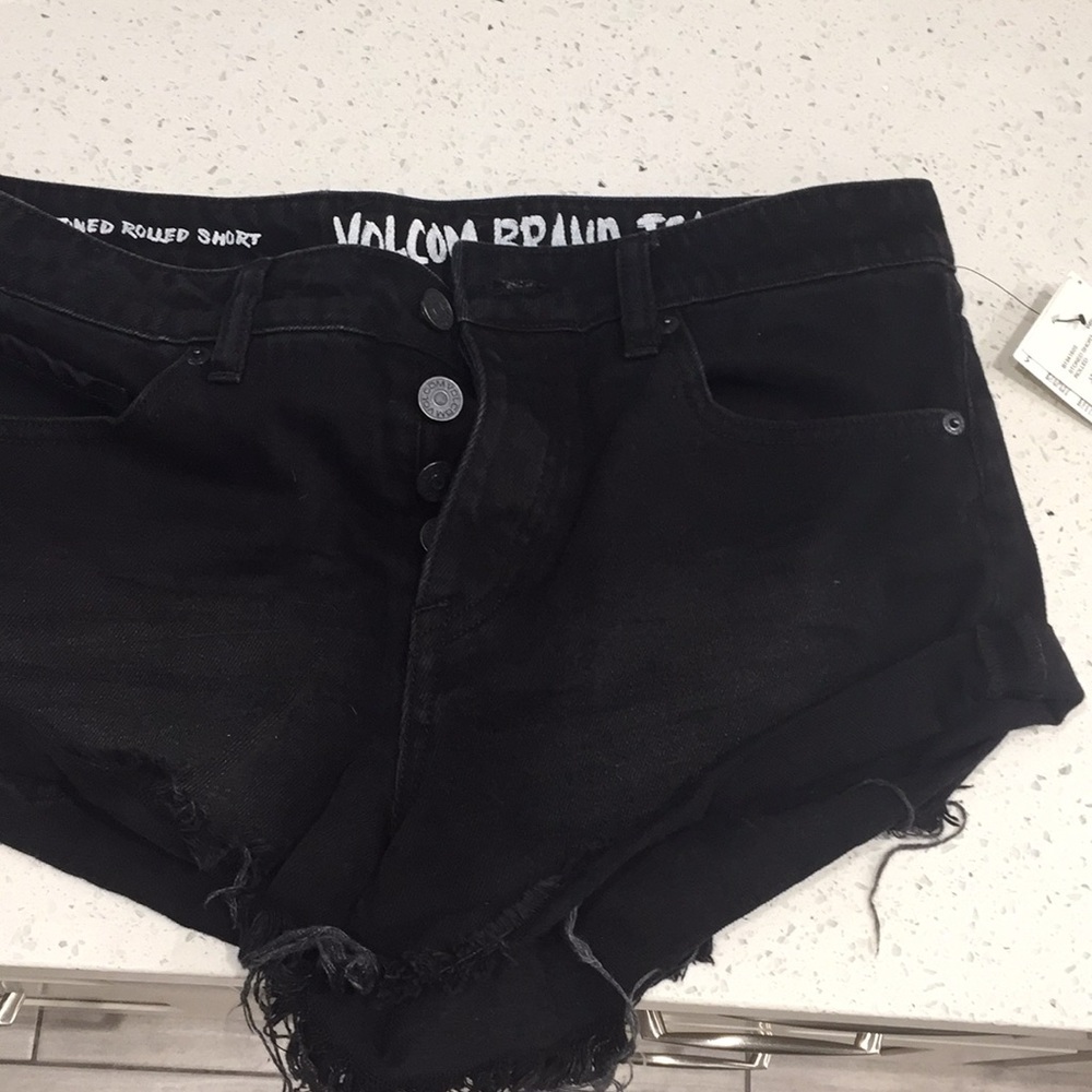 Volcom shorts size us 7 aus 10 waist 28